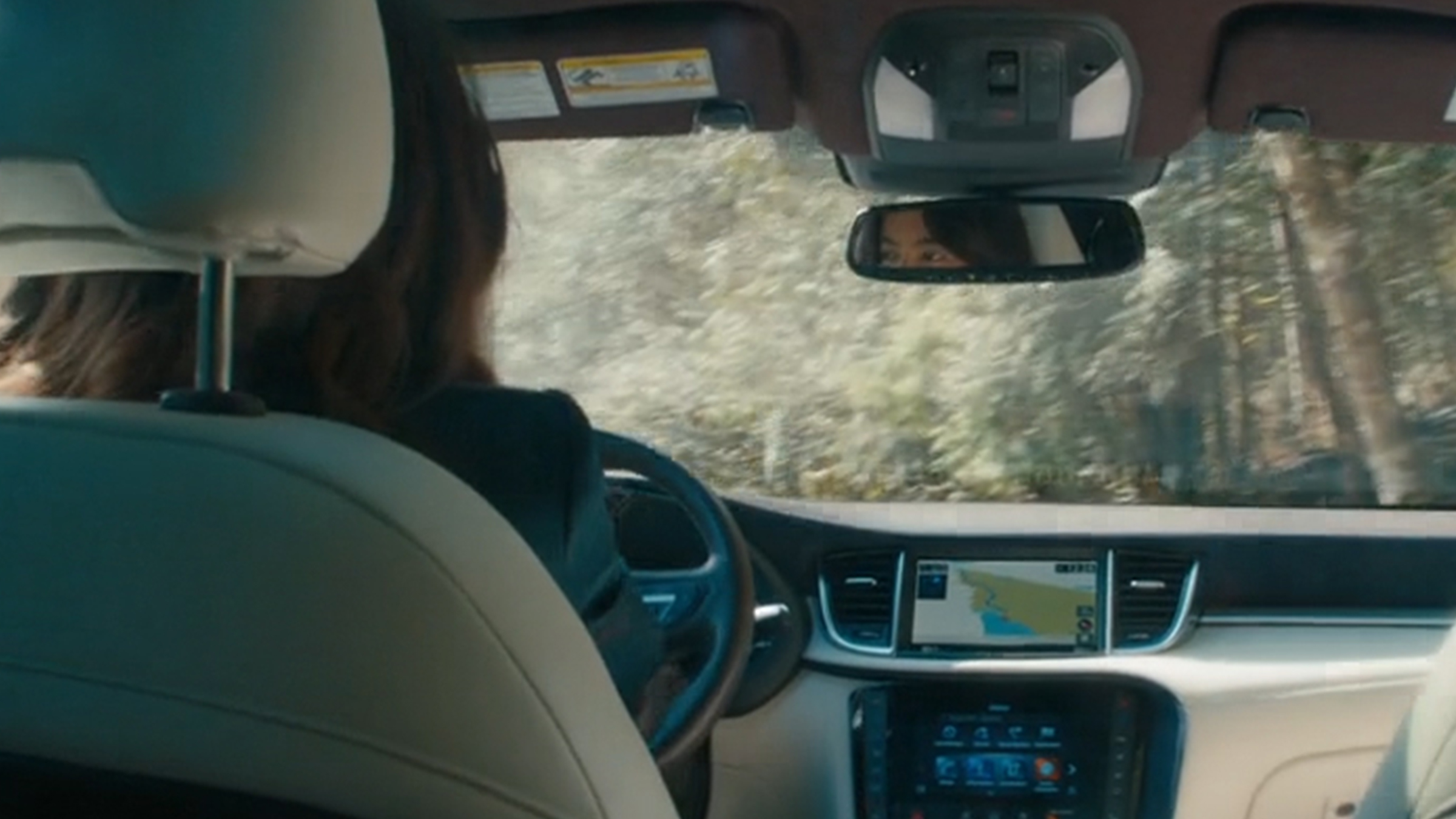 2022 INFINITI QX50 SUV interior rearview mirror